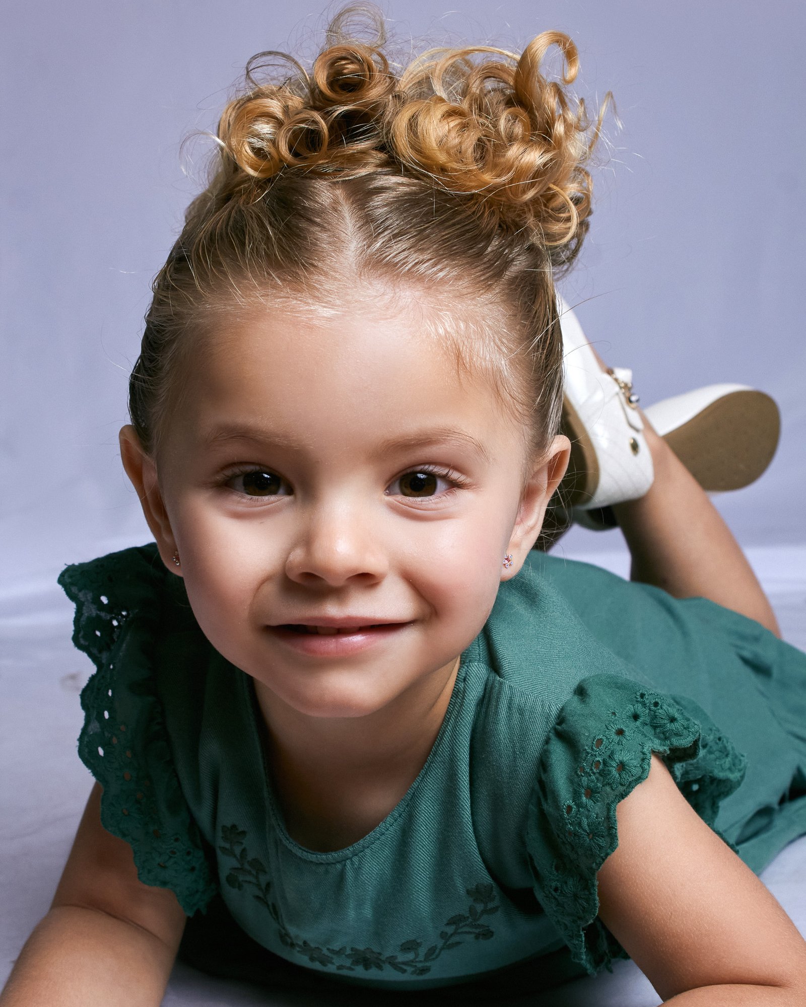 BELLA DE OLIVEIRA MAIDA 4