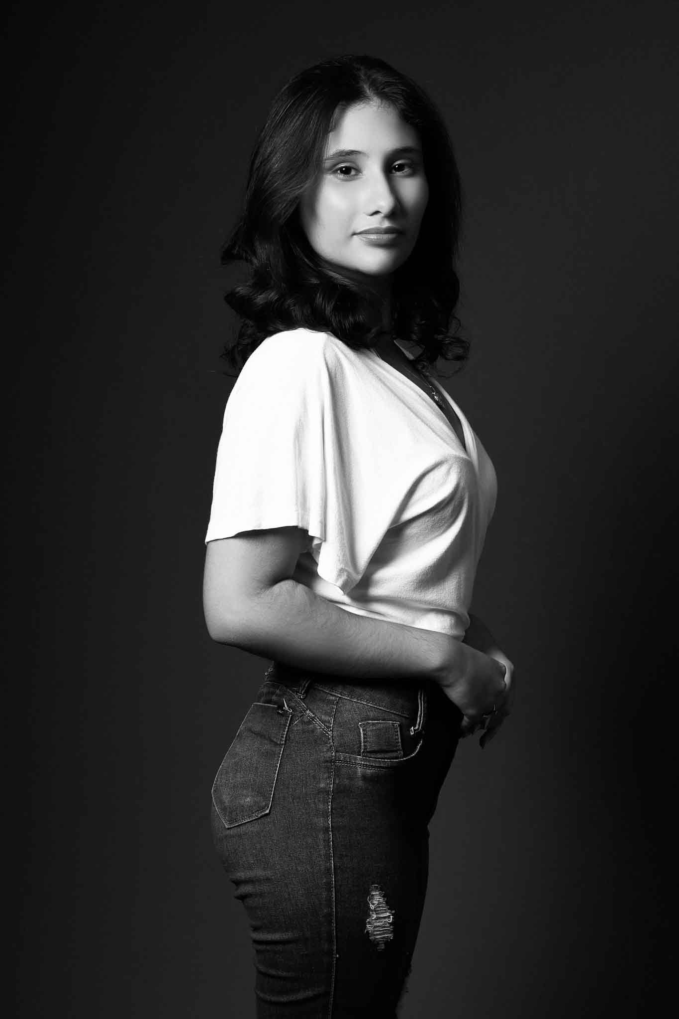 50651 Thaila Guimarães Passos (2)