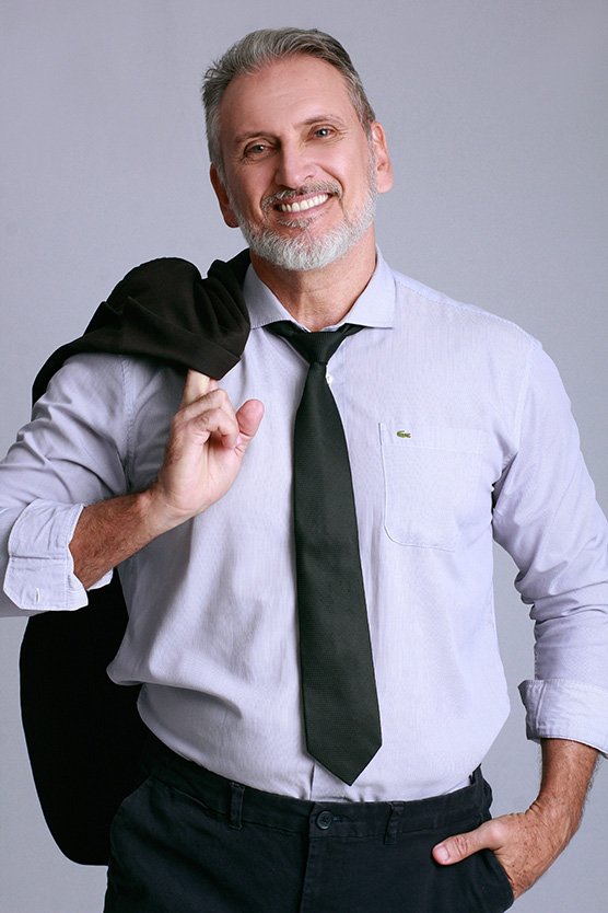 CESAR AUGUSTO GELAK 4